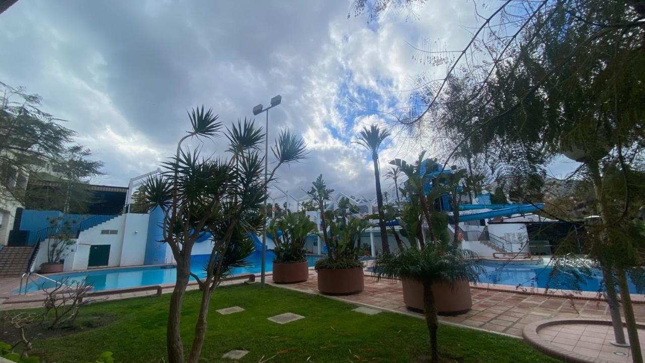 Benal Beach Benalmadena Bagian luar foto