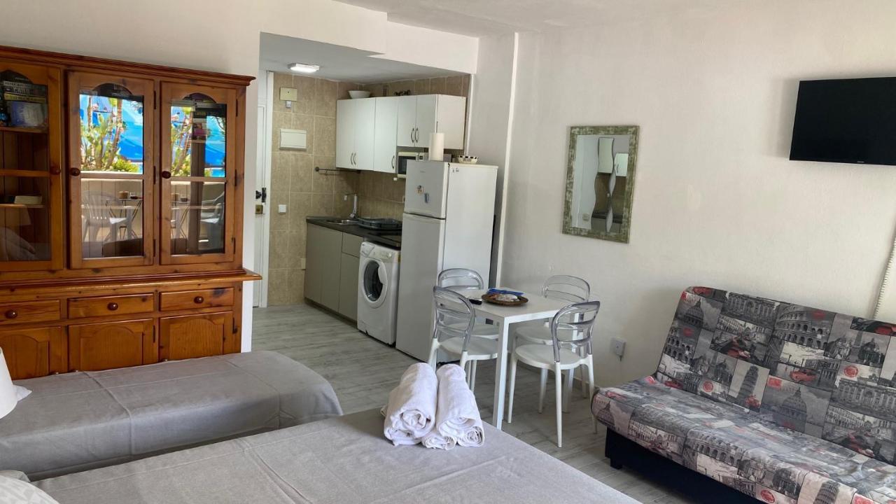 Benal Beach Benalmadena Bagian luar foto